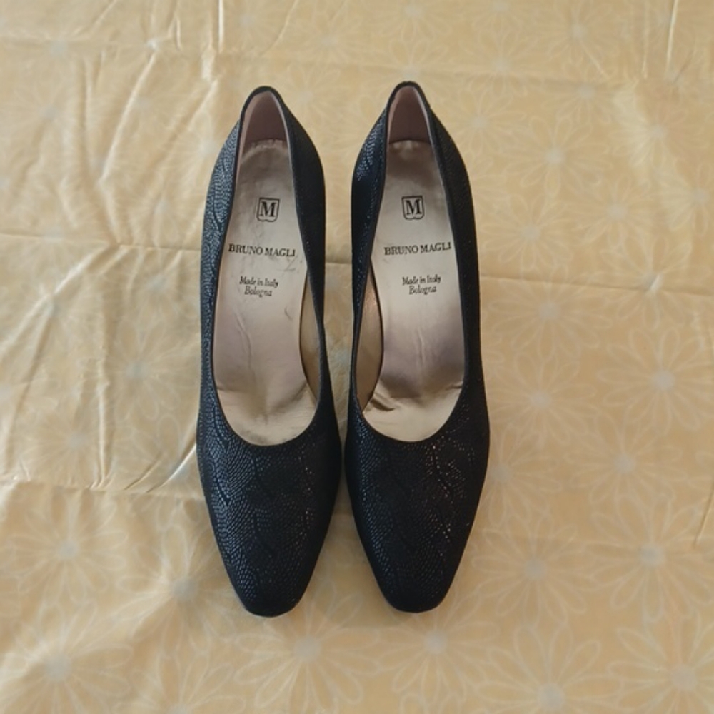 Vintage Bruno Magli Black Pumps
